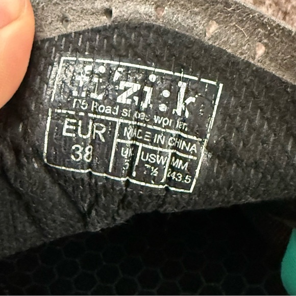Fi'zi:k Women's Grey Green R5B Boa closure system Cycling Road Shoes 38 US 7.5 - Picture 7 of 7